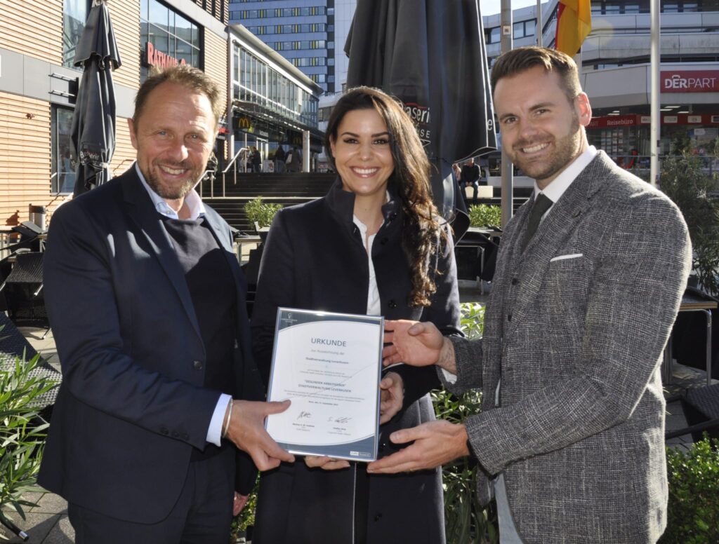 0010 Auszeichnung Ga Leverkusen 2048x1551